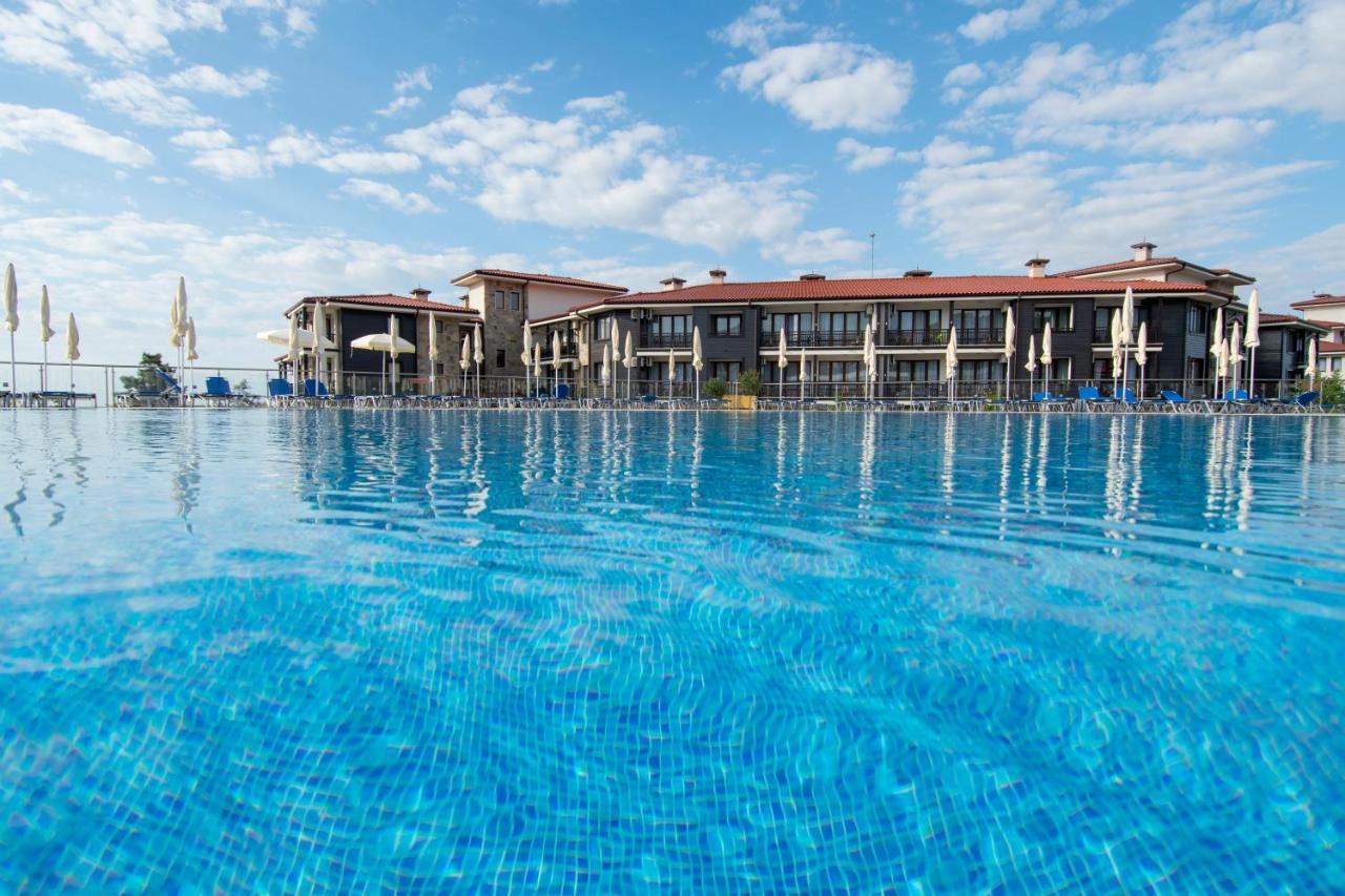 ساني بيتش Nevis Resort & Aqua Park المظهر الخارجي الصورة